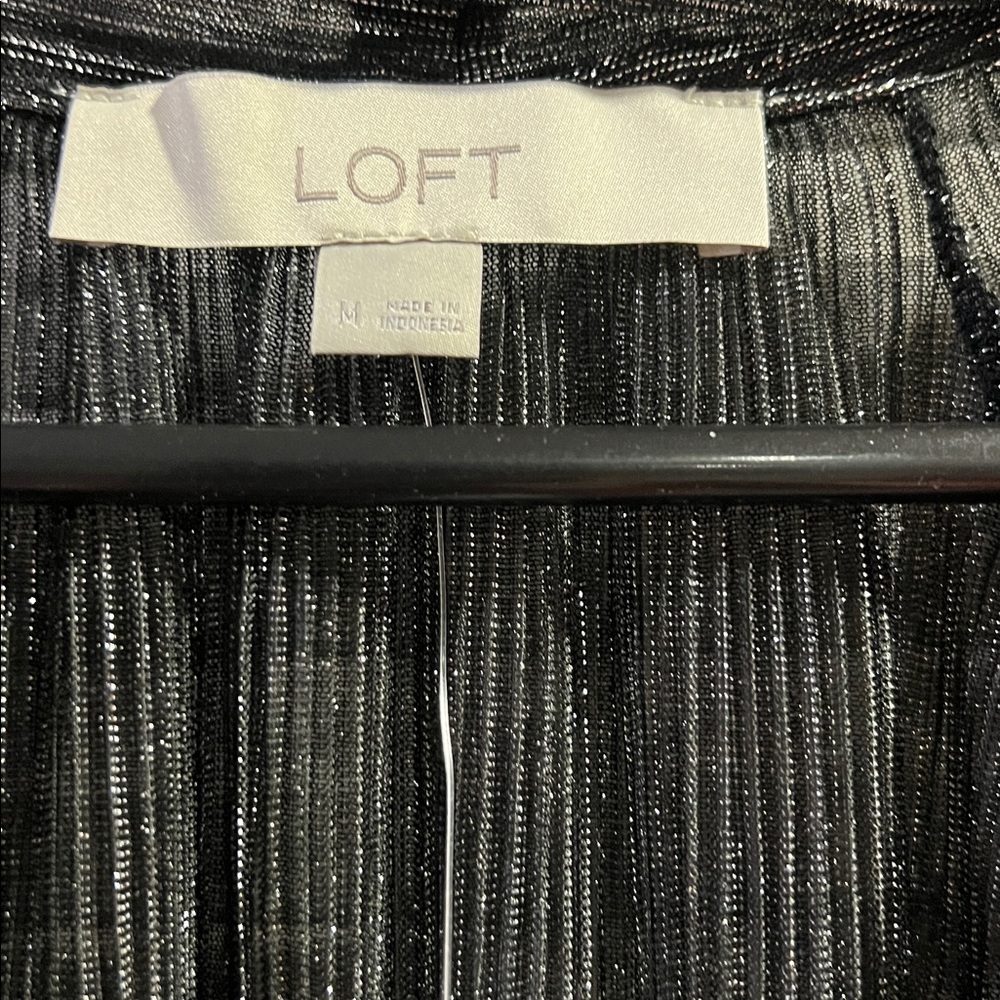 LOFT Shimmering Black Blouse - Picture 3 of 6